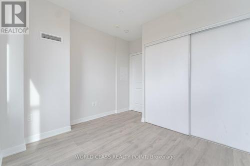 102B - 4655 Metcalfe Avenue E, Mississauga, ON - Indoor Photo Showing Other Room