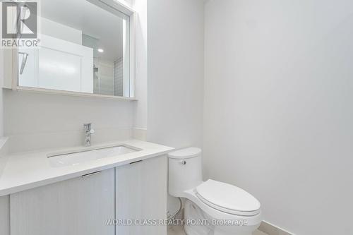 102B - 4655 Metcalfe Avenue E, Mississauga, ON - Indoor Photo Showing Bathroom