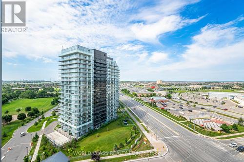 102B - 4655 Metcalfe Avenue E, Mississauga, ON - Outdoor With View