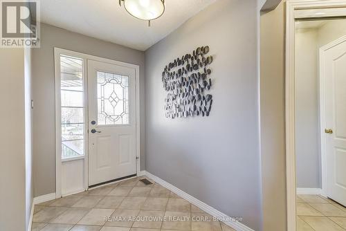 57 Niska Drive, Hamilton, ON - Indoor Photo Showing Other Room