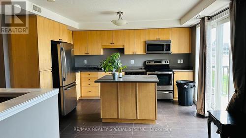 E - 1662 Fischer Hallman Road, Kitchener, ON - Indoor Photo Showing Kitchen With Stainless Steel Kitchen With Double Sink