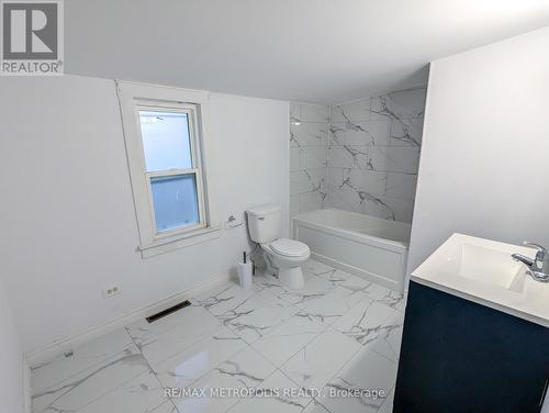 525 King Street, Welland, ON - Indoor Photo Showing Bathroom