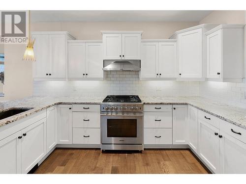 529 Lefevere Avenue Lot# 52, Kelowna, BC - Indoor Photo Showing Kitchen