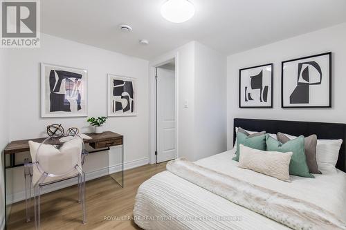 46 Upper Walker Avenue, Hamilton, ON - Indoor Photo Showing Bedroom