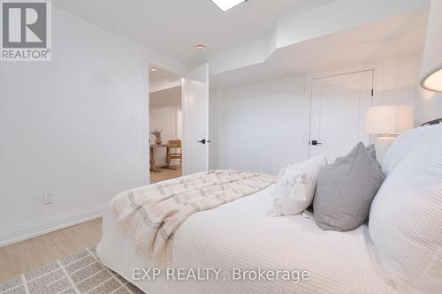 # Lower - 221 Federal Street, Hamilton, ON - Indoor Photo Showing Bedroom