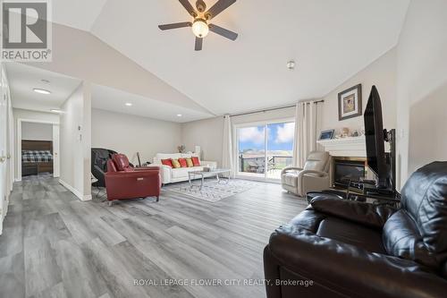 14 Stardust Drive N, Thames Centre, ON - Indoor Photo Showing Living Room With Fireplace