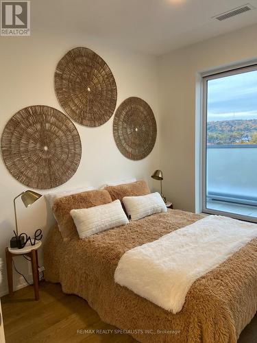 703 - 415 Main Street W, Hamilton, ON - Indoor Photo Showing Bedroom