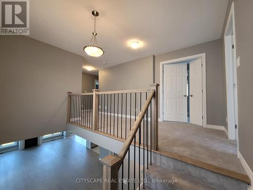 1374 Monarch Drive, Kingston, ON - Indoor Photo Showing Other Room