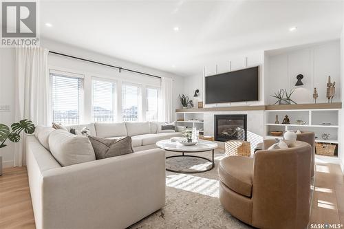 733 Sarazen Drive, Warman, SK - Indoor Photo Showing Living Room With Fireplace