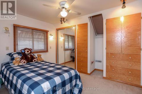 26 Parkside Drive, St. Thomas, ON - Indoor Photo Showing Bedroom