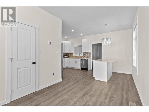 1613 Canford Avenue, Merritt, BC - Indoor Photo Showing Kitchen