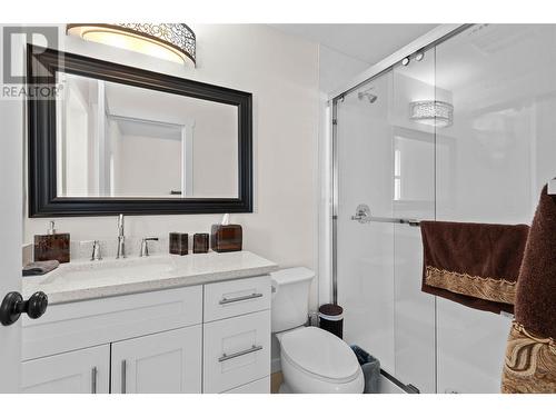 1613 Canford Avenue, Merritt, BC - Indoor Photo Showing Bathroom