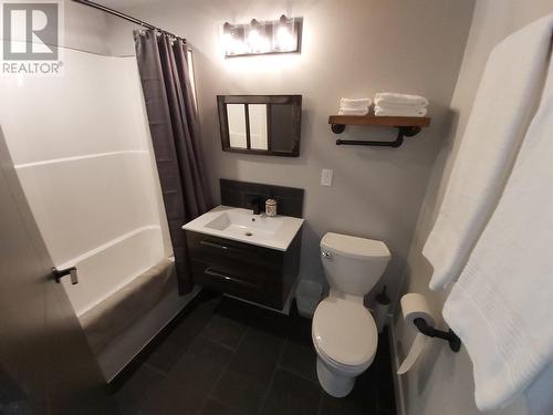 1151 Gerry Sorensen Way Unit# 425, Kimberley, BC - Indoor Photo Showing Bathroom