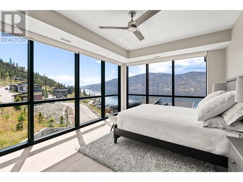 3475 Granite Close Unit# 316, Kelowna, BC - Indoor Photo Showing Bedroom