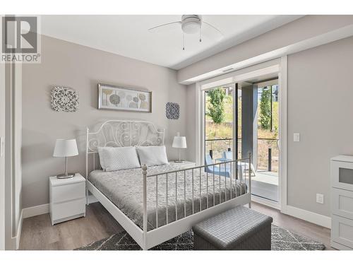 3475 Granite Close Unit# 316, Kelowna, BC - Indoor Photo Showing Bedroom