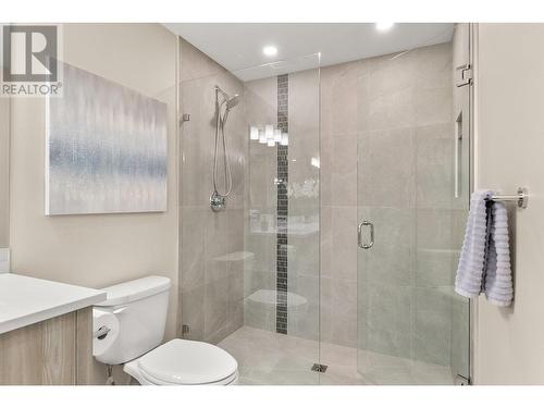 3475 Granite Close Unit# 316, Kelowna, BC - Indoor Photo Showing Bathroom