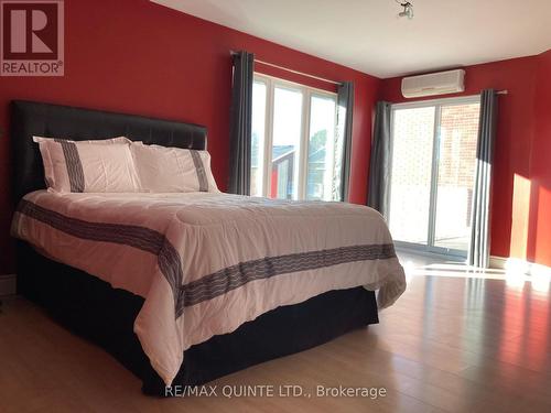 14 - 179 Herchimer Avenue, Belleville, ON - Indoor Photo Showing Bedroom