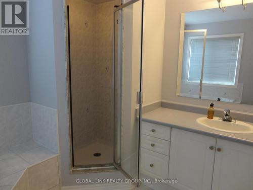 347 Shirley Drive, Richmond Hill, ON - Indoor Photo Showing Bathroom