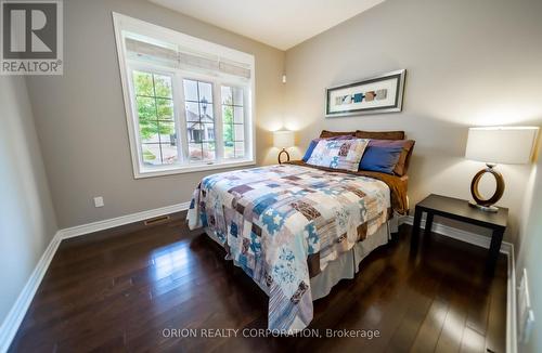 5 Tulip Tree Road, Niagara-On-The-Lake, ON - Indoor Photo Showing Bedroom