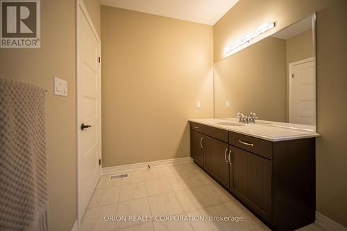 5 Tulip Tree Road, Niagara-On-The-Lake, ON - Indoor Photo Showing Bathroom