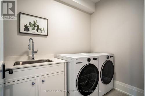 11 Church Street, Hamilton, ON - Indoor Photo Showing Laundry Room