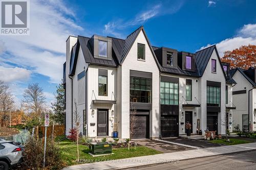 11 Church Street, Hamilton, ON - Outdoor With Facade