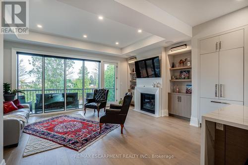 11 Church Street, Hamilton, ON - Indoor Photo Showing Living Room With Fireplace