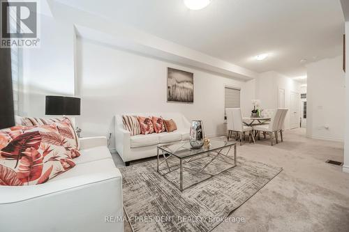 22 Middleton Street, Southgate, ON - Indoor Photo Showing Living Room