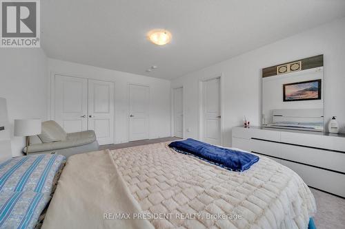 22 Middleton Street, Southgate, ON - Indoor Photo Showing Bedroom