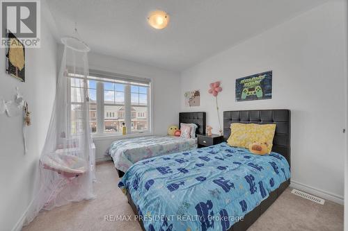 22 Middleton Street, Southgate, ON - Indoor Photo Showing Bedroom