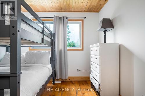 159 Settlers Way, Blue Mountains, ON - Indoor Photo Showing Bedroom