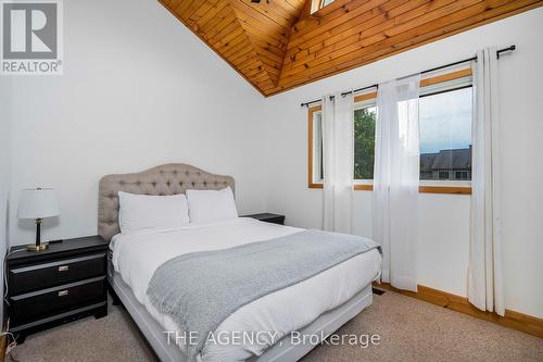 159 Settlers Way, Blue Mountains, ON - Indoor Photo Showing Bedroom