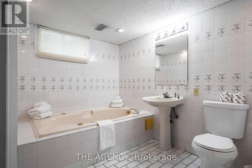 159 Settlers Way, Blue Mountains, ON - Indoor Photo Showing Bathroom