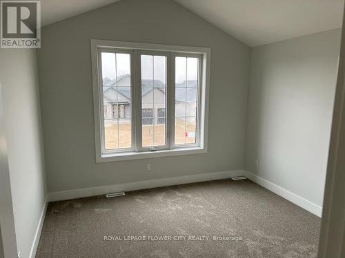 62 Royal Crescent, Southwold, ON - Indoor Photo Showing Other Room