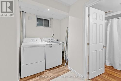 375 Clarendon Drive, Hamilton, ON - Indoor Photo Showing Laundry Room