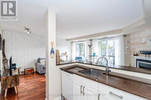 27 Turner Drive, Huntsville, ON - Indoor Photo Showing Kitchen