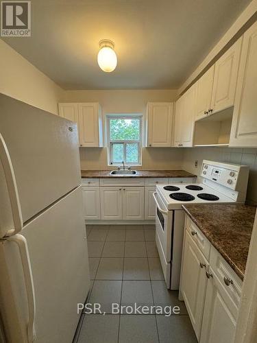 19 - 69 Old Mill Terrace, Toronto, ON - Indoor Photo Showing Kitchen