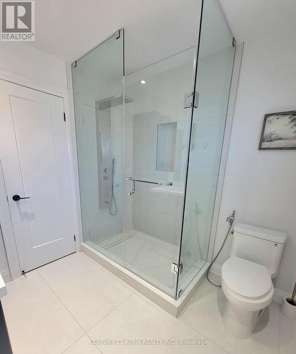 53 Salt Creek Avenue, Richmond Hill, ON - Indoor Photo Showing Bathroom