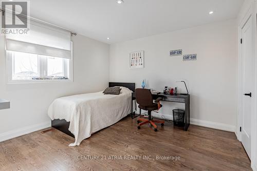 53 Salt Creek Avenue, Richmond Hill, ON - Indoor Photo Showing Bedroom