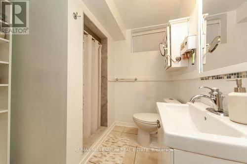 24 Jessica Drive, Barrie, ON - Indoor Photo Showing Bathroom