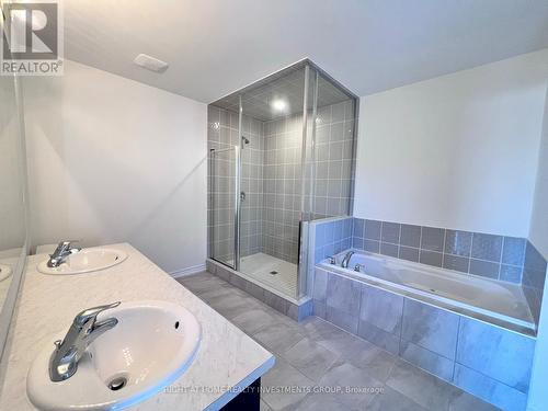 8 Zaba Road, Barrie, ON - Indoor Photo Showing Bathroom