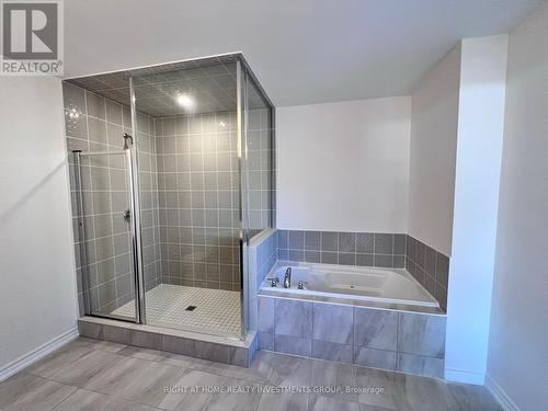 8 Zaba Road, Barrie, ON - Indoor Photo Showing Bathroom