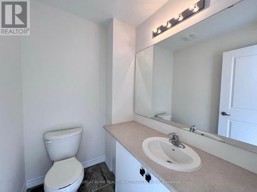 8 Zaba Road, Barrie, ON - Indoor Photo Showing Bathroom