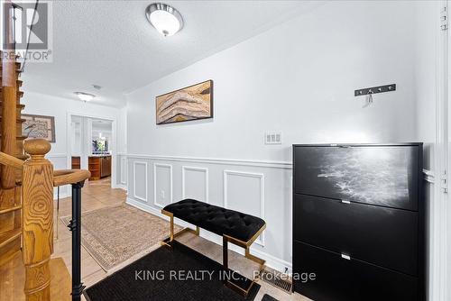 117 Banbrooke Crescent, Newmarket, ON - Indoor Photo Showing Other Room