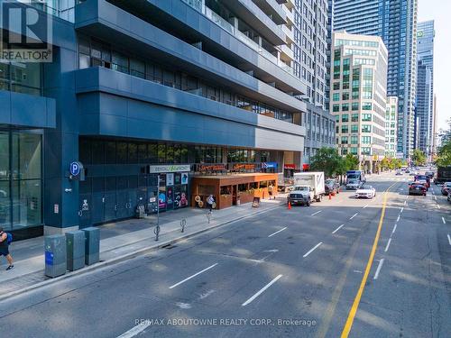 Ph4 - 352 Front Street W, Toronto, ON - Outdoor With Balcony