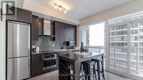 Ph4 - 352 Front Street W, Toronto, ON - Indoor Photo Showing Kitchen With Stainless Steel Kitchen With Upgraded Kitchen