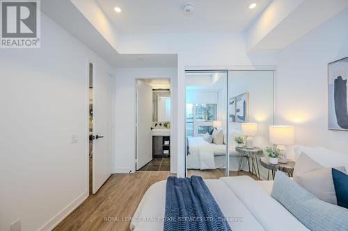 910 - 108 Peter Street, Toronto, ON - Indoor Photo Showing Bedroom