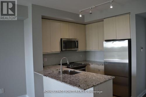 307 - 4633 Glen Erin Drive, Mississauga, ON - Indoor Photo Showing Kitchen