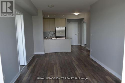 307 - 4633 Glen Erin Drive, Mississauga, ON - Indoor Photo Showing Kitchen