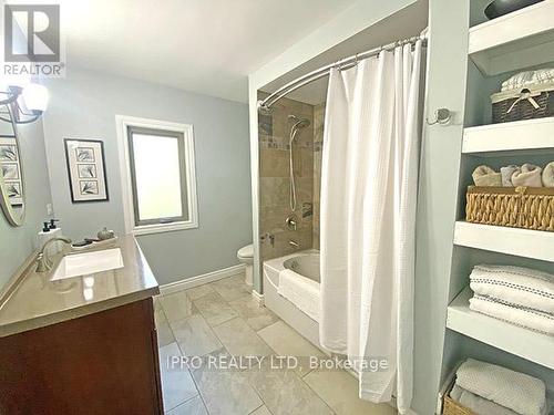 27 Amanda Street, Orangeville, ON - Indoor Photo Showing Bathroom